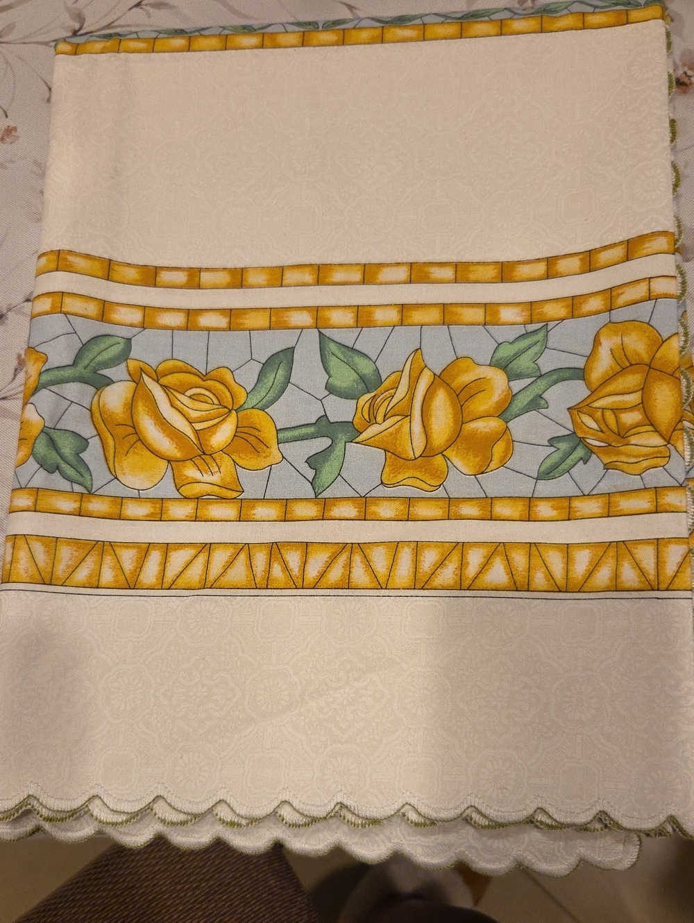 Vintage Italian Tablecloth with Yellow Rose Border - Home Dining